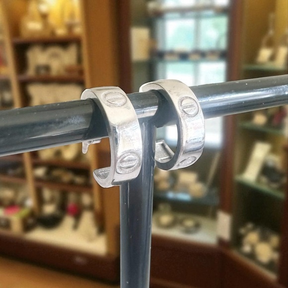 18k Real Solid White Gold Earrings - Picture 4 of 7